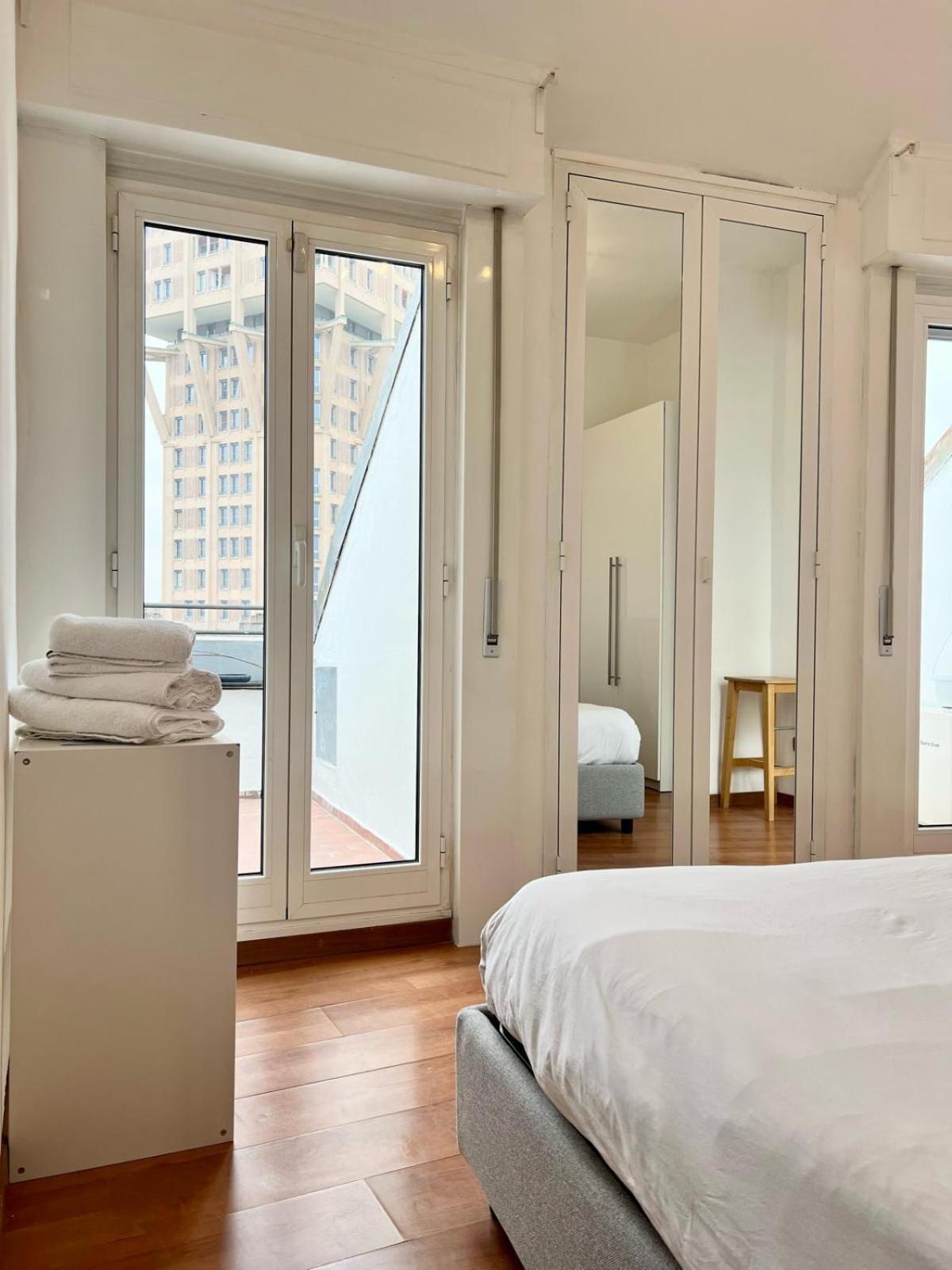 Comecasa 2 Bedrooms Apartment 450Mt From Duomo 밀라노 외부 사진